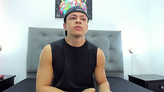 Angel Cuervo online show from 12/08/24, 01:03