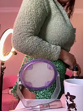 Snapshot of Periperiniz chatting on 11/04/25, 12:26 Periperiniz online show from 11/04/25, 12:26