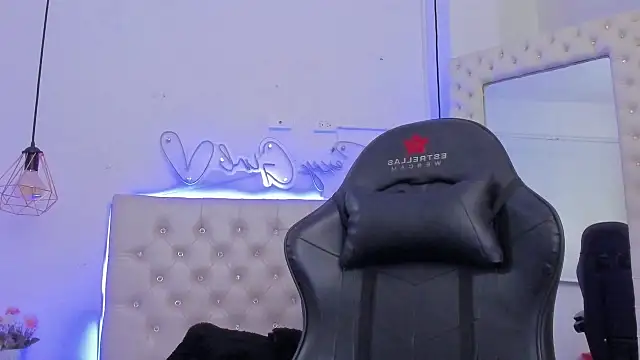 Zoeth Ruiz online show from 03/04/25, 03:15