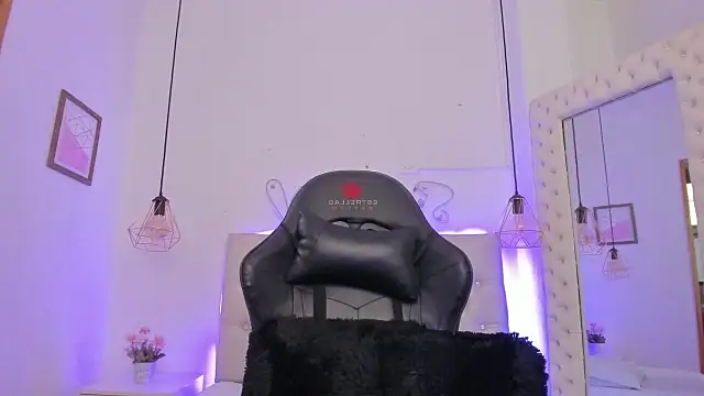 Zoeth Ruiz online show from 03/11/25, 03:45