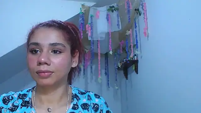 Snapshot of diamonmeli chatting on 03/11/25, 07:25 diamonmeli online show from 03/11/25, 07:25