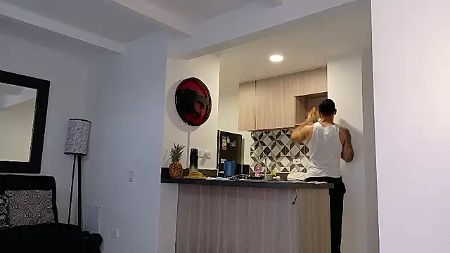 tony muscle online show from 09/21/25, 09:05