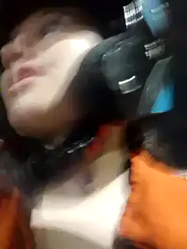 Snapshot of girl_milk1 chatting on 12/26/24, 01:51 girl milk1 online show from 12/26/24, 01:51