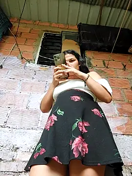 Snapshot of girl_milk1 chatting on 02/25/25, 06:53 girl milk1 online show from 02/25/25, 06:53