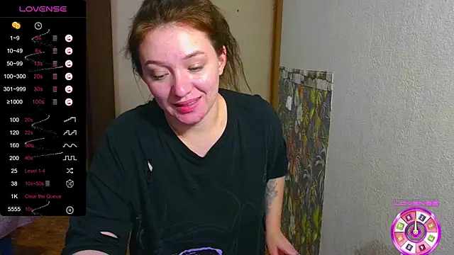 Chloe strip online show from 10/12/25, 12:04