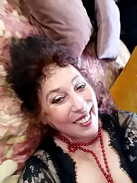 GypsyEsmeralda online show from 01/04/25, 09:32