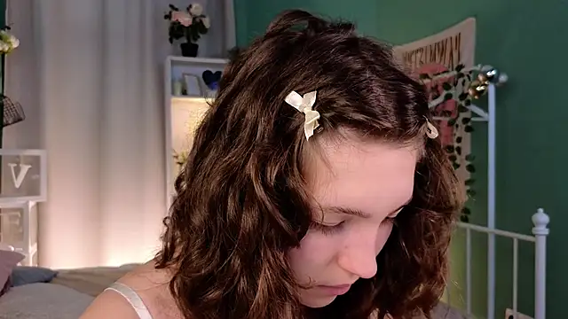 cherry lea online show from 01/04/25, 11:54