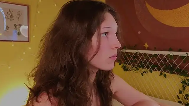 cherry lea online show from 10/18/25, 04:30