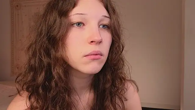 Snapshot of cherry_lea chatting on 11/08/25, 03:45 cherry lea online show from 11/08/25, 03:45