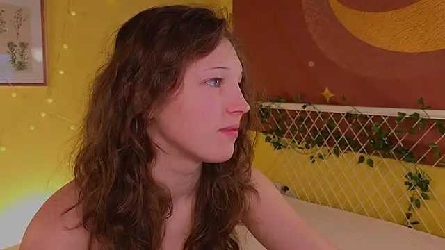 Snapshot of cherry_lea chatting on 11/22/25, 04:17 cherry lea online show from 11/22/25, 04:17