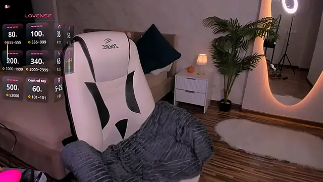 Snapshot of BadScarlet1 chatting on 11/28/25, 01:25 BadScarlet1 online show from 11/28/25, 01:25