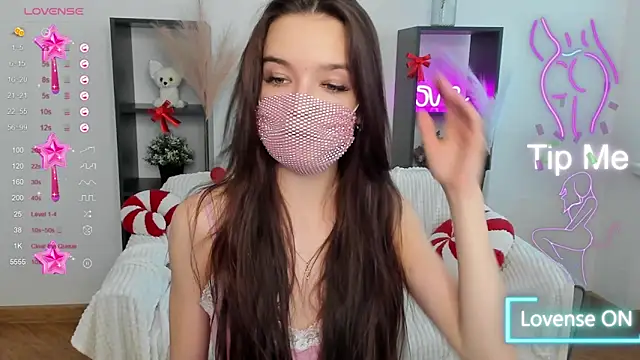 Snapshot of LizaTheButter chatting on 01/19/25, 09:22 LizaTheButter online show from 01/19/25, 09:22