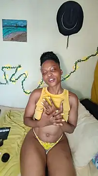 Snapshot of FreakySag_8888 chatting on 11/20/25, 10:48 FreakySag 8888 online show from 11/20/25, 10:48