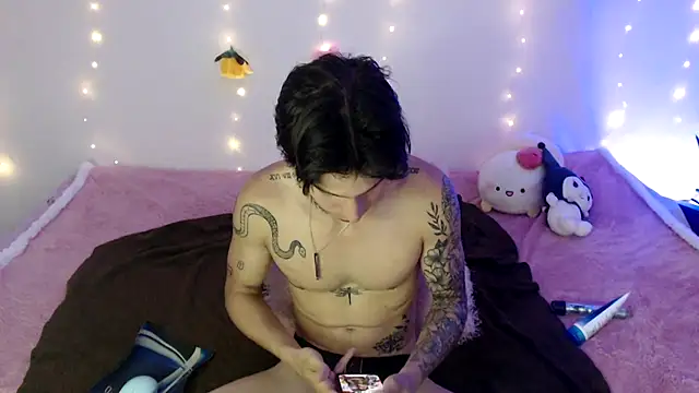 Apolo Hidalgo01 online show from 12/03/24, 03:44