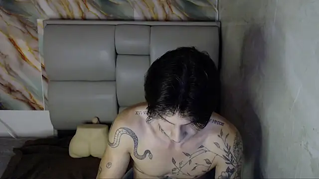 Apolo Hidalgo01 online show from 10/09/25, 10:08