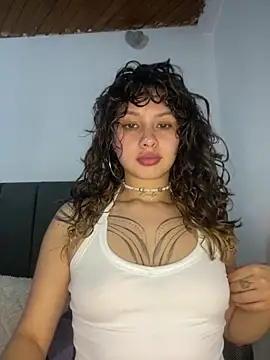 Andi9  online show from 10/24/25, 11:12