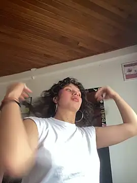 Andi9  online show from 11/10/25, 08:08