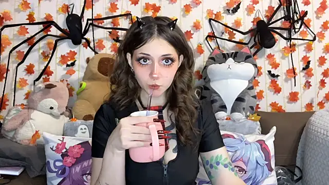 Snapshot of _Devill_Baby chatting on 09/21/25, 05:36  Devill Baby online show from 09/21/25, 05:36