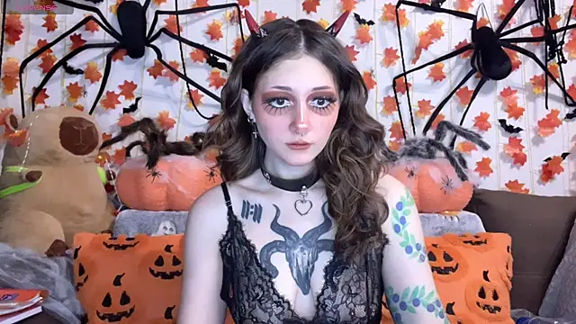 Snapshot of _Devill_Baby chatting on 10/20/25, 05:46  Devill Baby online show from 10/20/25, 05:46