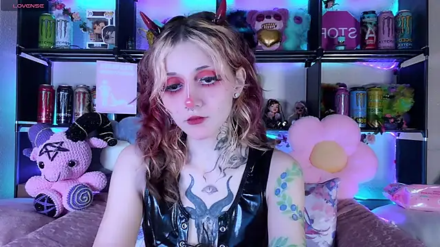  Devill Baby online show from 06/19/26, 08:12