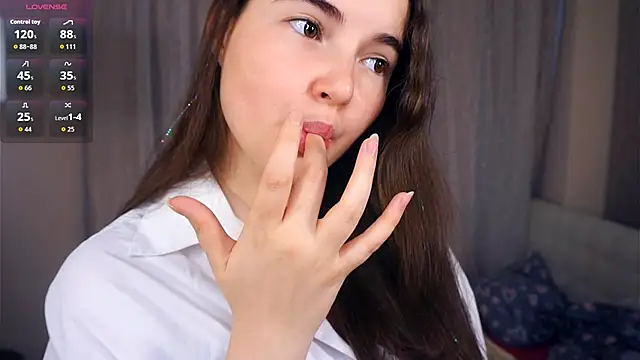 CathrynDail online show from 10/27/25, 06:39