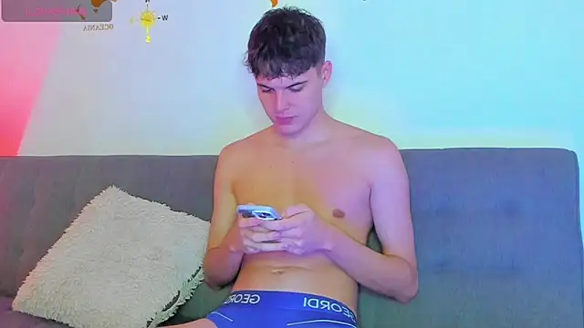 Snapshot of im_miike chatting on 10/13/25, 11:49 im miike online show from 10/13/25, 11:49