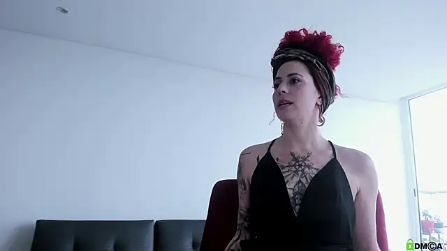 Borbala Iggy online show from 02/08/25, 02:16