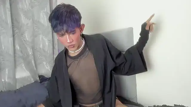 andrew uwu  online show from 11/29/25, 01:14