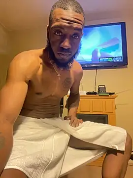 Snapshot of prettyrichie chatting on 10/23/25, 02:44 prettyrichie online show from 10/23/25, 02:44