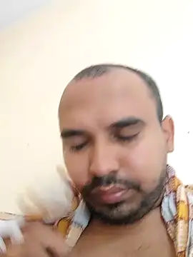 Snapshot of Hotrayyy chatting on 12/26/24, 05:04 Hotrayyy online show from 12/26/24, 05:04