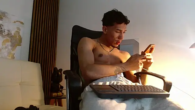 rafael stone online show from 01/17/25, 04:28