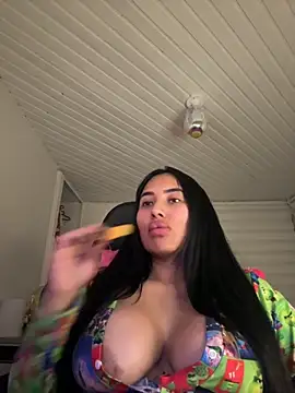 Snapshot of Anily_Lovely chatting on 10/30/25, 10:54 Anily Lovely online show from 10/30/25, 10:54