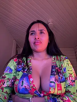 Snapshot of Anily_Lovely chatting on 11/16/25, 12:49 Anily Lovely online show from 11/16/25, 12:49