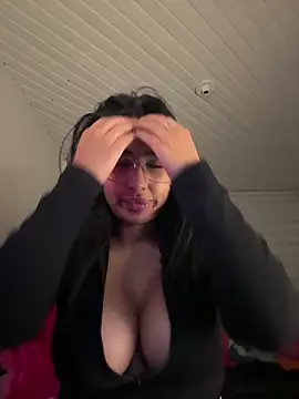 Snapshot of Anily_Lovely chatting on 02/19/26, 01:45 Anily Lovely online show from 02/19/26, 01:45