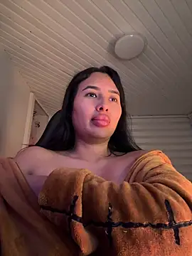 Snapshot of Anily_Lovely chatting on 04/30/26, 11:09 Anily Lovely online show from 04/30/26, 11:09