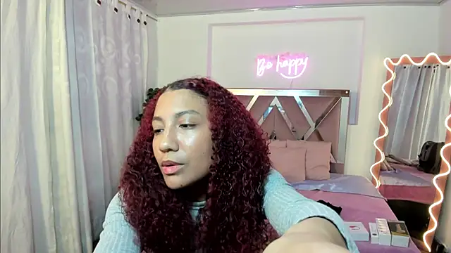 Daphnne tay online show from 01/10/25, 03:18