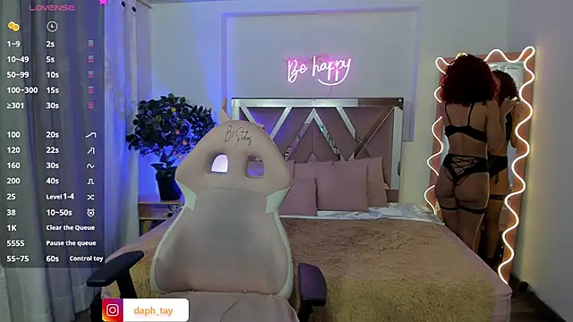 Daphnne tay online show from 01/25/25, 03:30