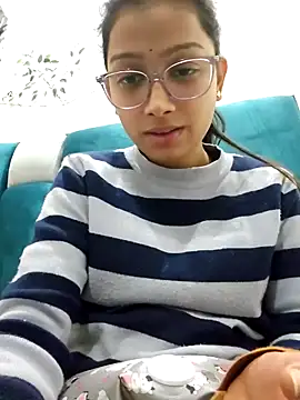 Aleena Rai online show from 12/18/24, 07:30