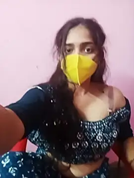 Cute-Simmi online show from 12/15/25, 05:44