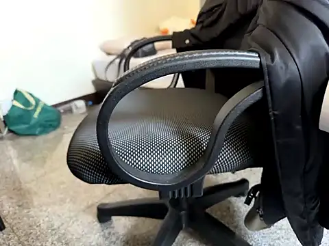 Ryan67533 online show from 01/25/25, 04:56