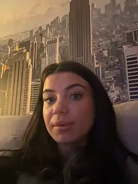 EsmeeLuv online show from 12/28/24, 02:43