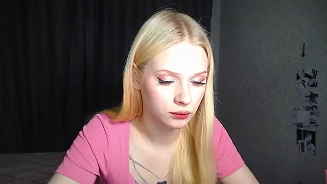 lisa barbie online show from 01/14/25, 11:53