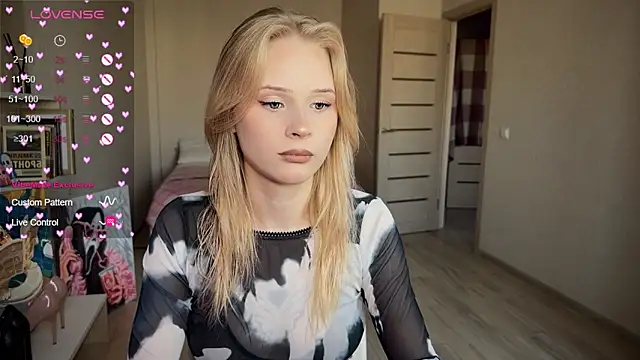 lisa barbie online show from 09/21/25, 02:08