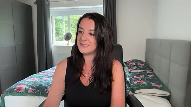 flatwhite0 online show from 06/20/26, 03:48
