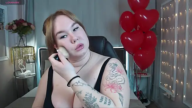 Snapshot of Emmy_Greis chatting on 02/13/25, 07:24 Emmy Greis online show from 02/13/25, 07:24