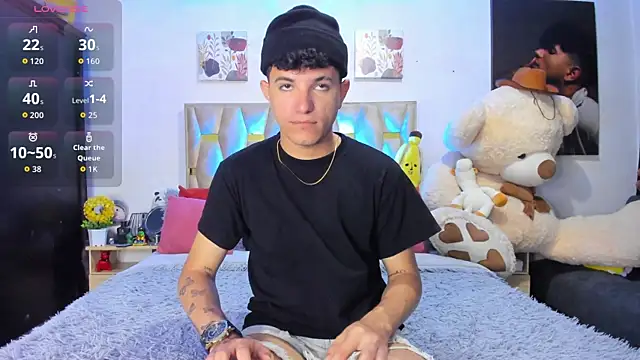 Snapshot of patrick_sanzz chatting on 09/20/25, 05:25 patrick sanzz online show from 09/20/25, 05:25