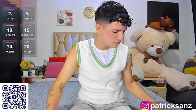 Snapshot of patrick_sanzz chatting on 10/20/25, 11:43 patrick sanzz online show from 10/20/25, 11:43