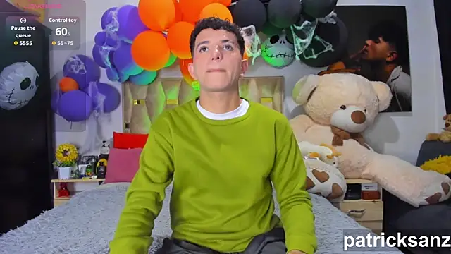 Snapshot of patrick_sanzz chatting on 10/28/25, 06:43 patrick sanzz online show from 10/28/25, 06:43