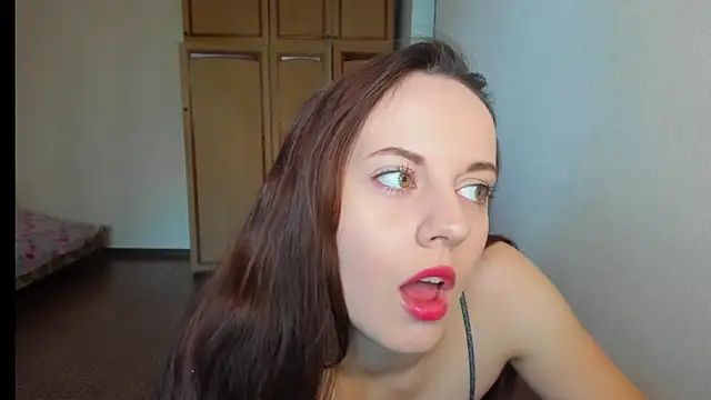 Sabrina Lavv online show from 09/09/25, 11:54