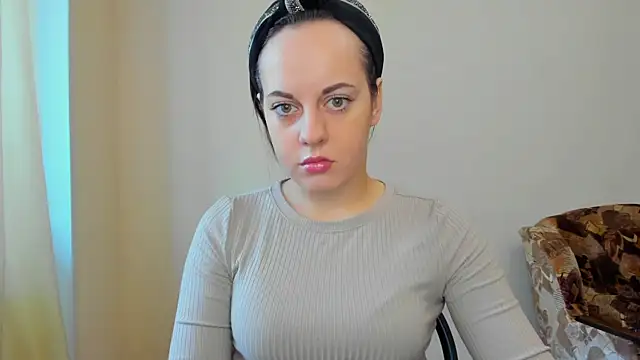 Sabrina Lavv online show from 09/19/25, 08:05